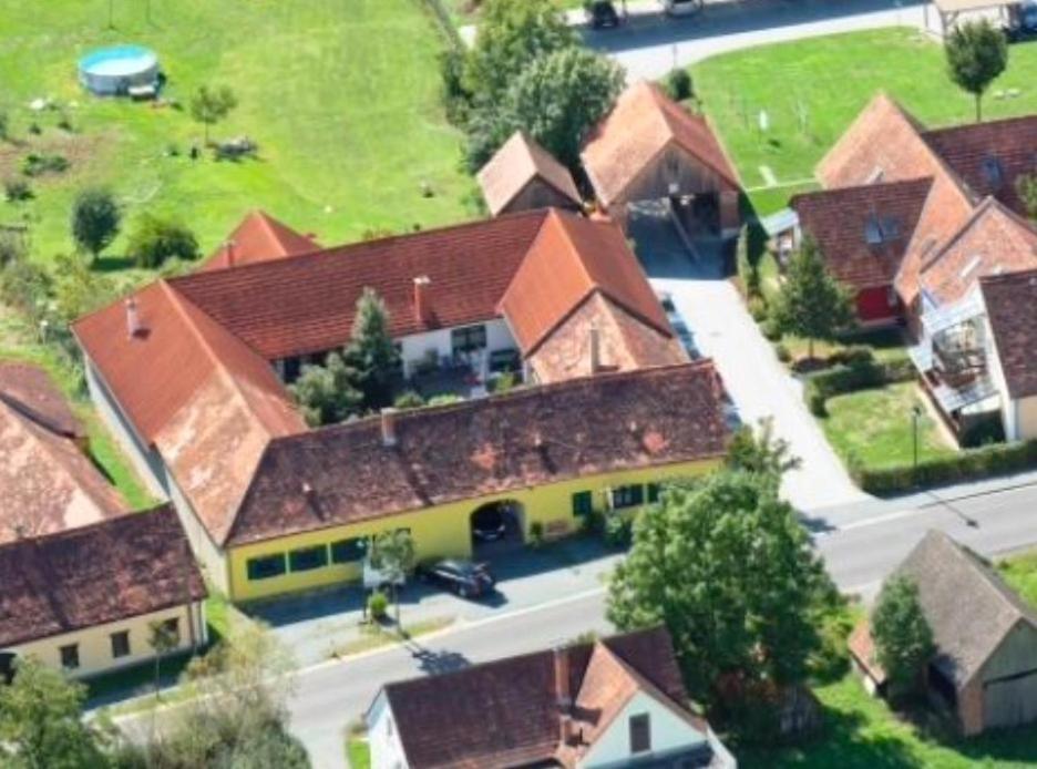 Ferienwohnungen Und Appartements Im Idyllischen Vierkanthof, Gruppenurlaube Fürstenfeld Zewnętrze zdjęcie